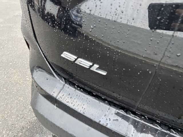 2023 Ford Edge SEL 5