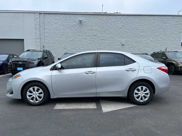 Used 2019 Toyota Corolla L with VIN 2T1BURHE0KC208714 for sale in Fresno, CA