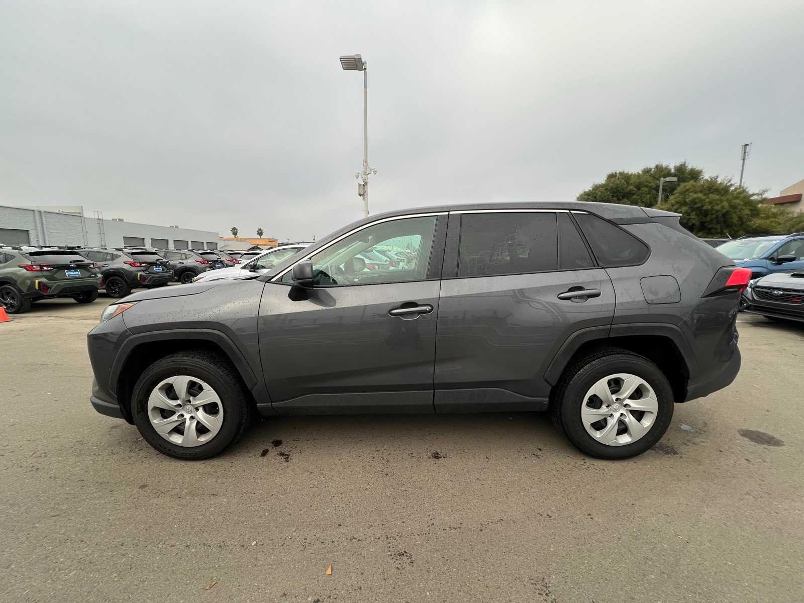 Used 2024 Toyota RAV4 LE with VIN 2T3F1RFV3RW467324 for sale in Kansas City