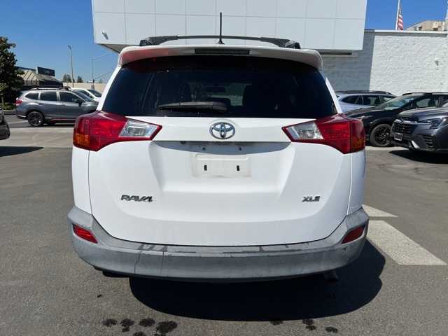 2013 Toyota RAV4 XLE 4