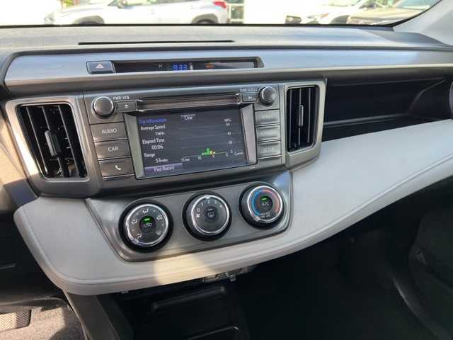 2015 Toyota RAV4 LE 37