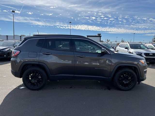 2018 Jeep Compass Latitude 8