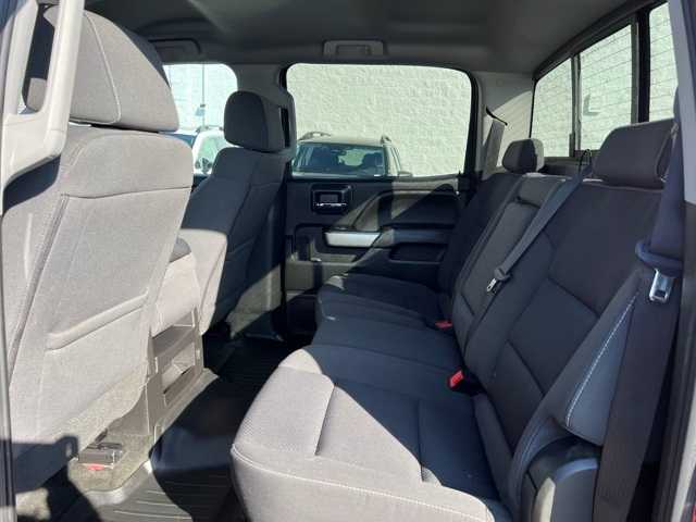 2018 Chevrolet Silverado 1500 LT 4WD Crew Cab 143.5 18