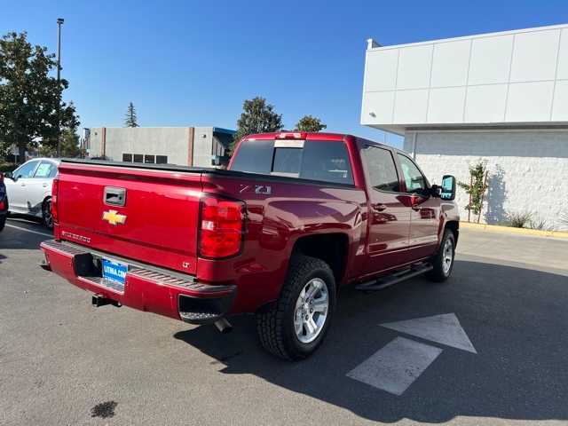 2018 Chevrolet Silverado 1500 LT 4WD Crew Cab 143.5 8