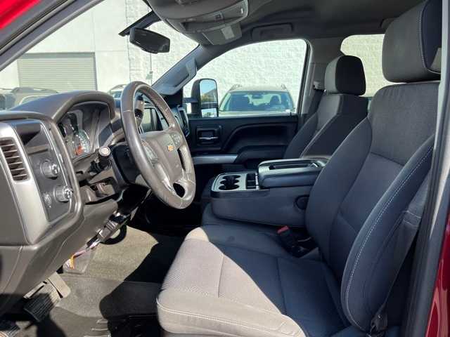 2018 Chevrolet Silverado 1500 LT 4WD Crew Cab 143.5 14