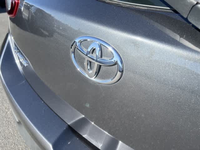 2020 Toyota Yaris Hatchback LE 6
