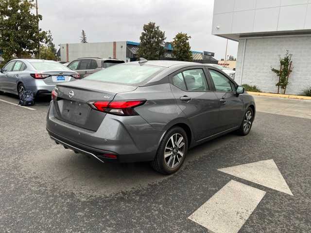 2021 Nissan Versa SV 9