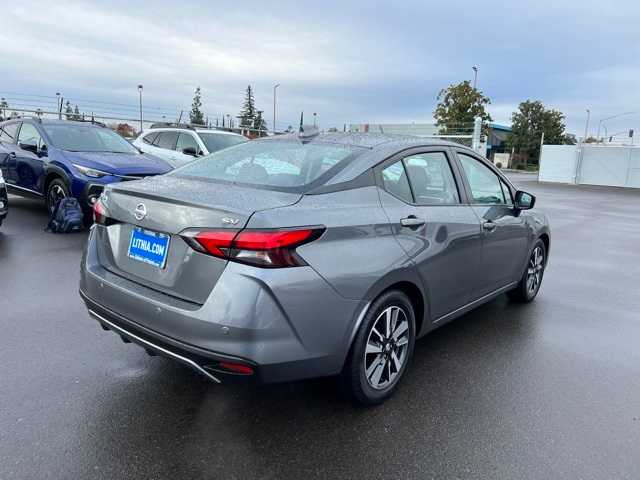 2021 Nissan Versa SV 9