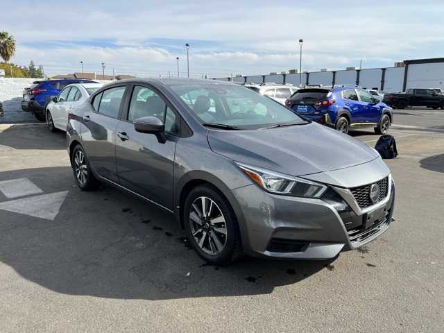 2020 Nissan Versa SV 11