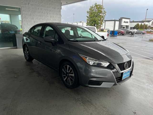 2020 Nissan Versa SV 11