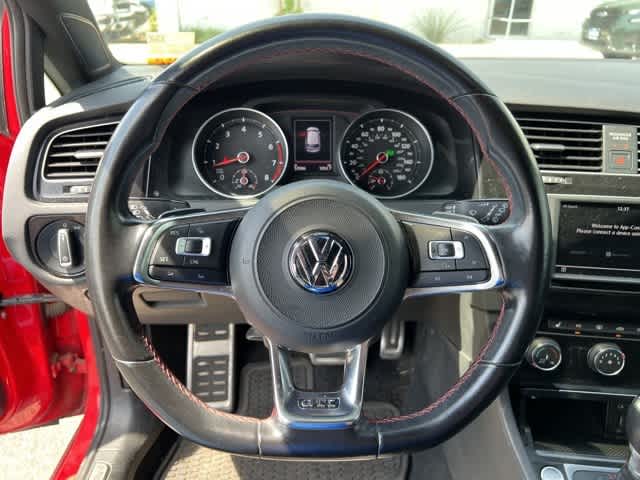 2017 Volkswagen Golf GTI Sport 29