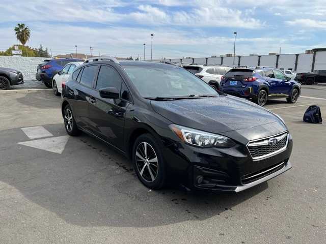 2019 Subaru Impreza Premium 11