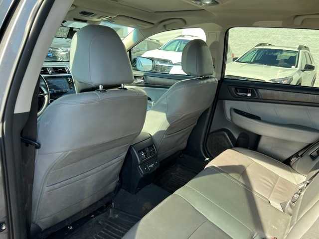 2018 Subaru Outback Limited 18