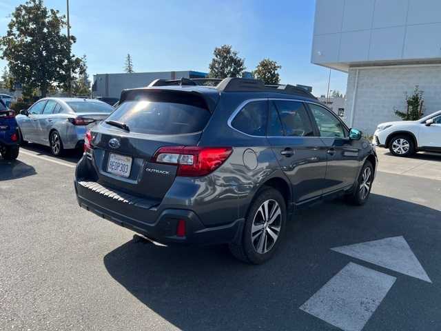 2018 Subaru Outback Limited 9