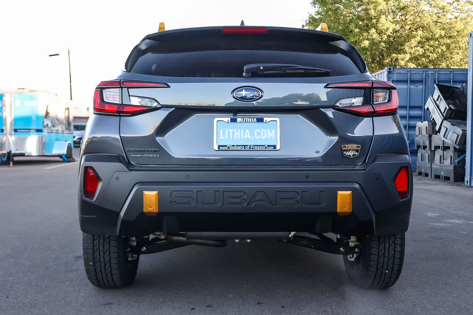 View vehicle photo 5