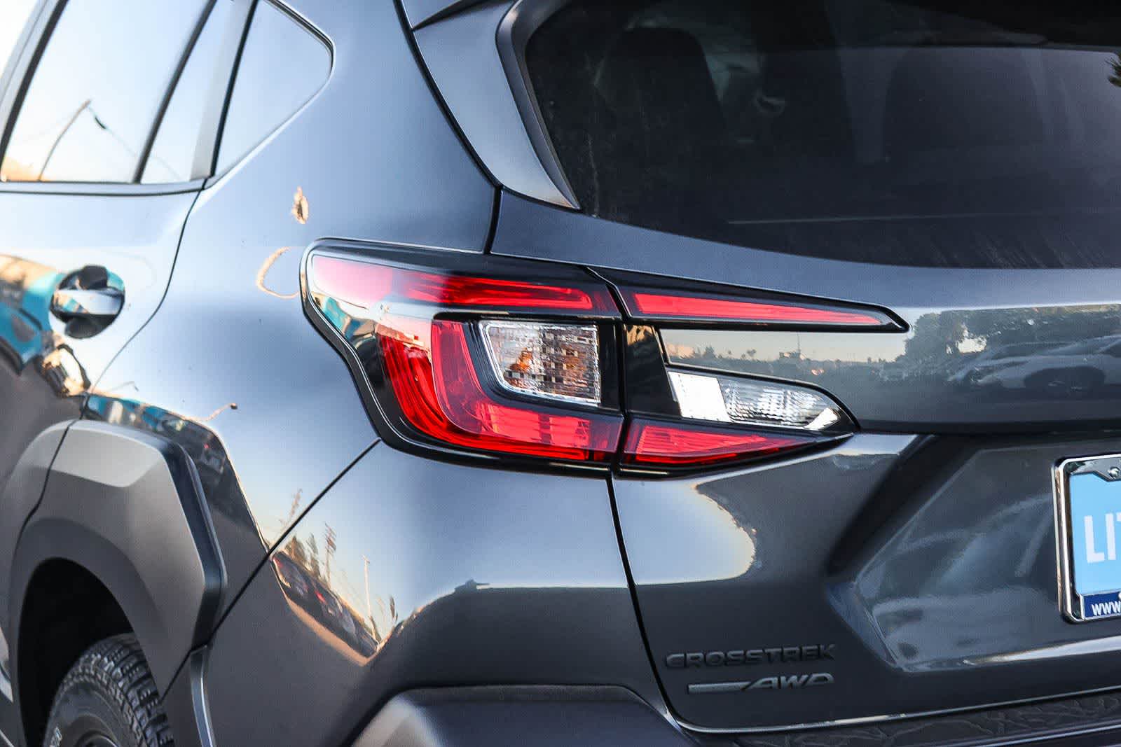 View vehicle photo 7