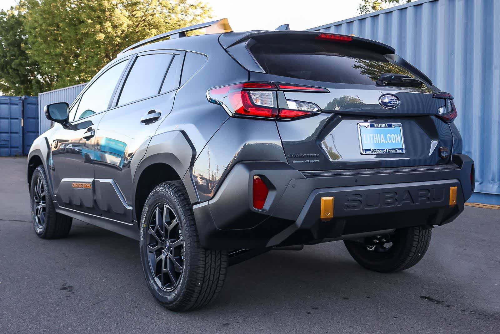 View vehicle photo 6