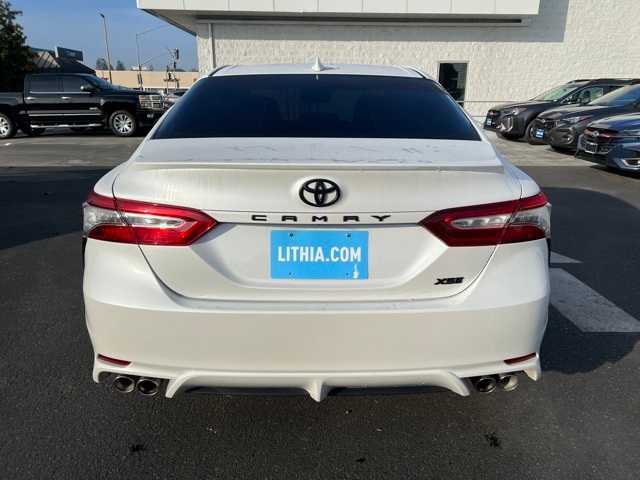 2019 Toyota Camry XSE 4