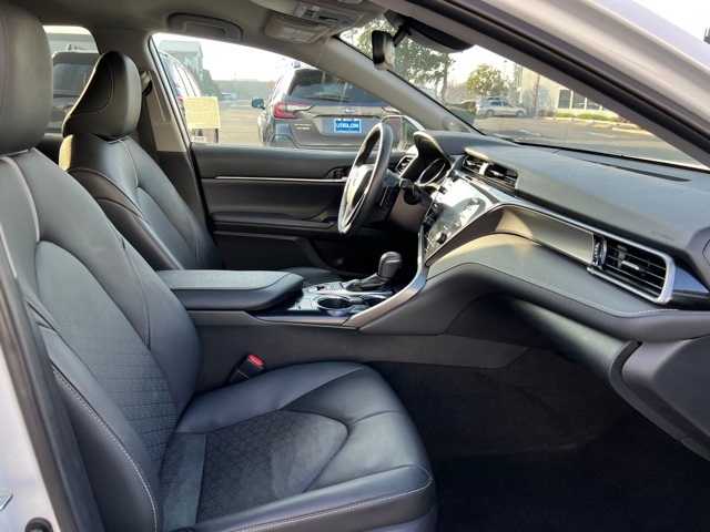 2019 Toyota Camry XSE 29