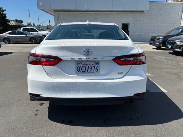 2022 Toyota Camry LE 4