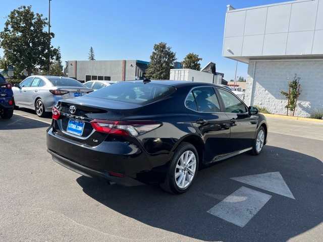 2022 Toyota Camry LE 9