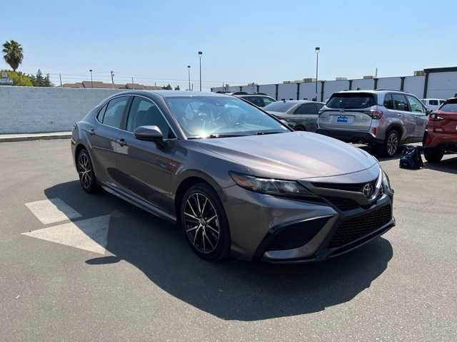 2021 Toyota Camry SE 10