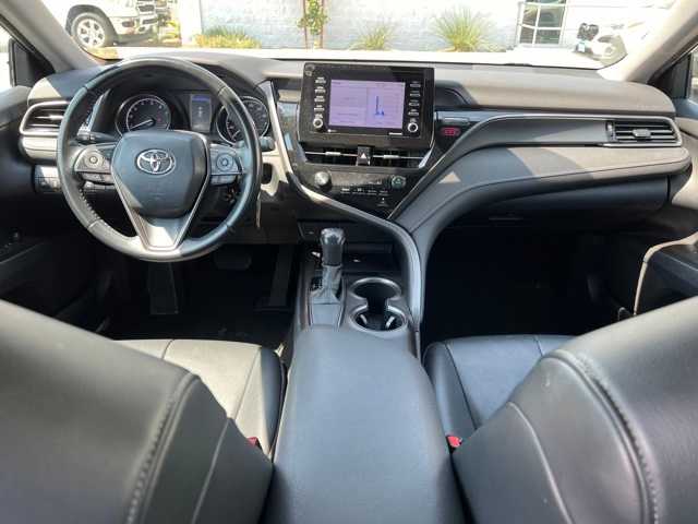 2021 Toyota Camry SE 28