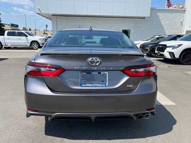 2021 Toyota Camry SE 4