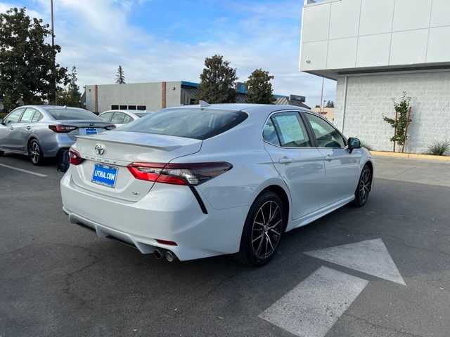 2024 Toyota Camry SE 9