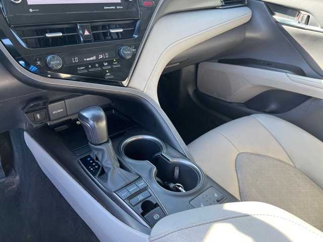 2022 Toyota Camry XSE 42