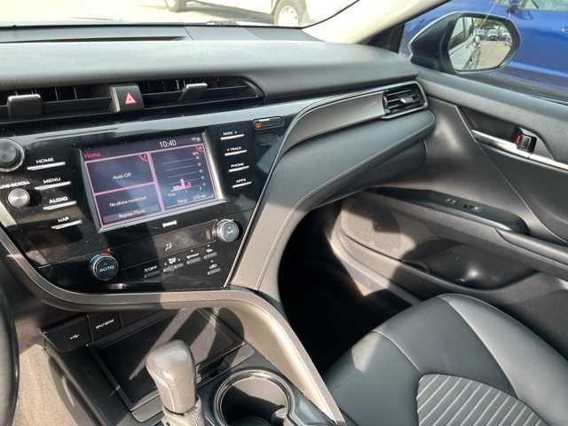 2020 Toyota Camry SE 37