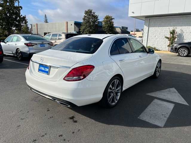 2017 Mercedes-Benz C-Class C 300 7