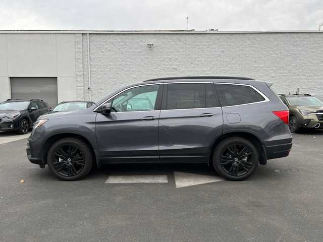 Used 2022 Honda Pilot SE with VIN 5FNYF6H22NB052085 for sale in Fresno, CA