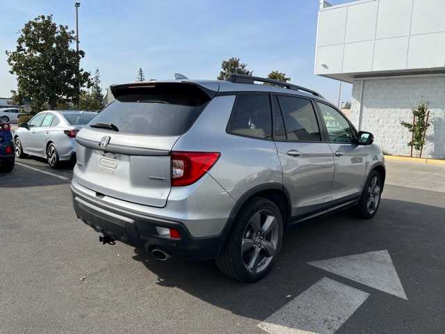 2019 Honda Passport Touring 9