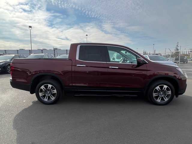 2018 Honda Ridgeline RTL-E AWD 10