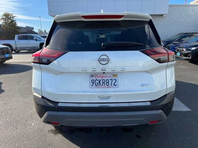 2023 Nissan Rogue SV 4