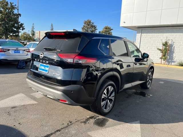 2023 Nissan Rogue SV 9