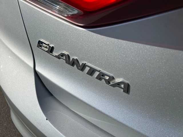 2017 Hyundai Elantra SE 5