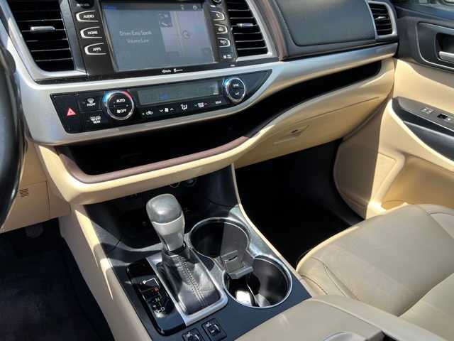 2014 Toyota Highlander XLE 42