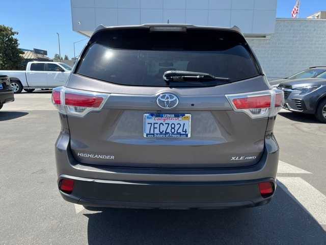 2014 Toyota Highlander XLE 4