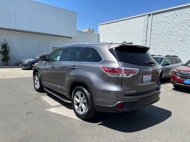 2014 Toyota Highlander XLE 3