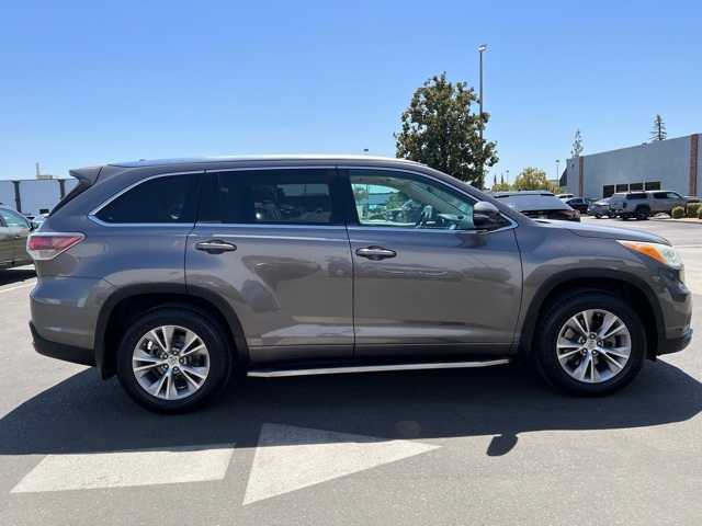 2014 Toyota Highlander XLE 10