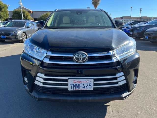 2017 Toyota Highlander XLE 12