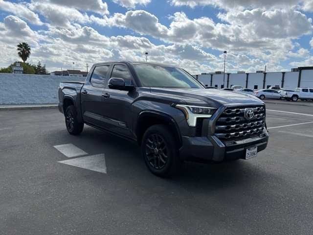 2024 Toyota Tundra Platinum CrewMax 5.5 Bed 11