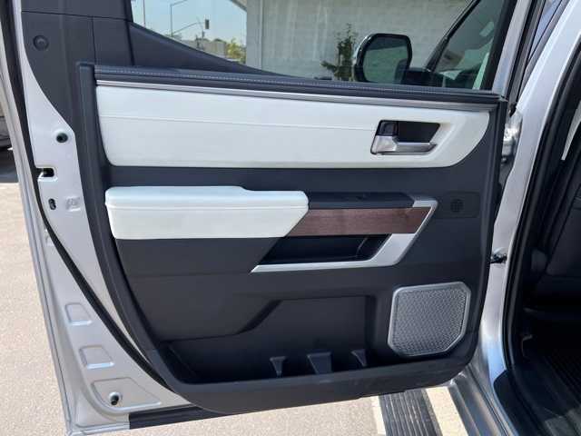 2023 Toyota Tundra Capstone Hybrid CrewMax 5.5 Bed 20