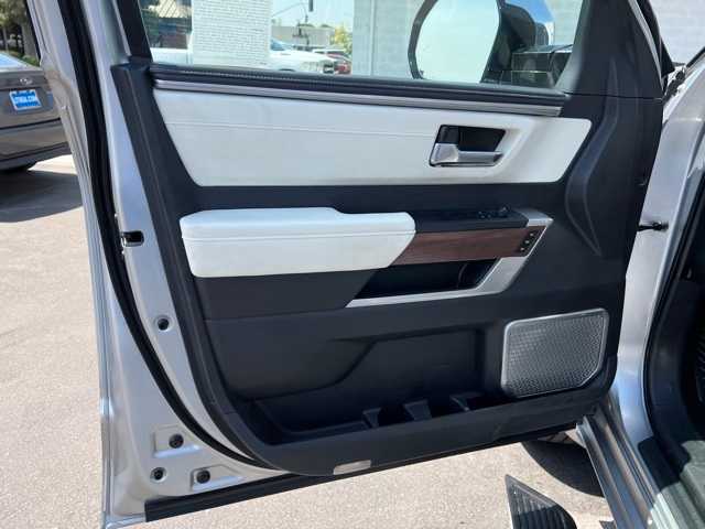 2023 Toyota Tundra Capstone Hybrid CrewMax 5.5 Bed 16