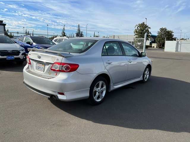 2013 Toyota Corolla S 8