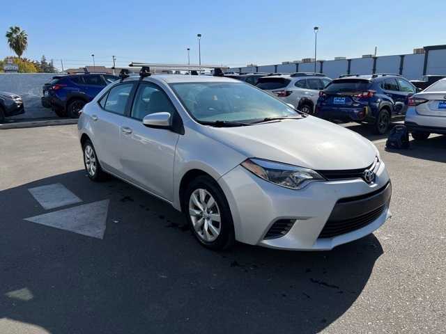 2016 Toyota Corolla LE 10