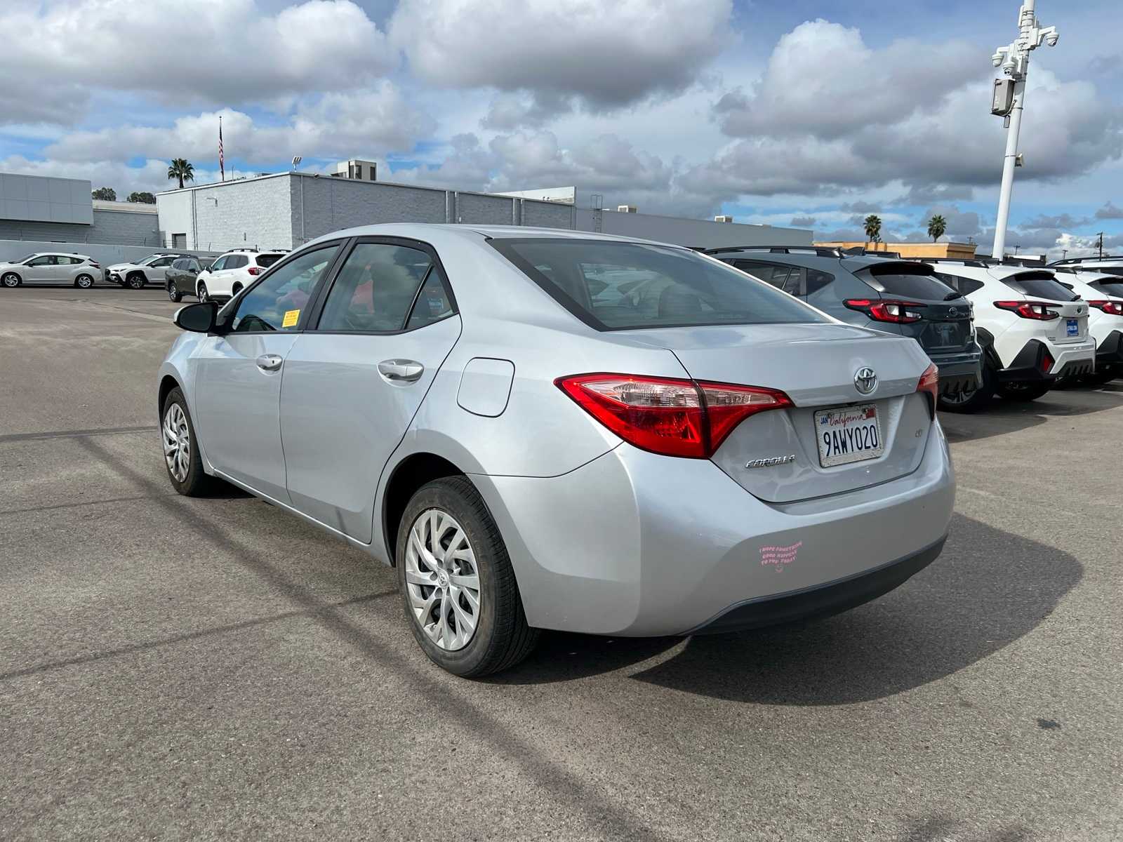 2018 Toyota Corolla L photo 3