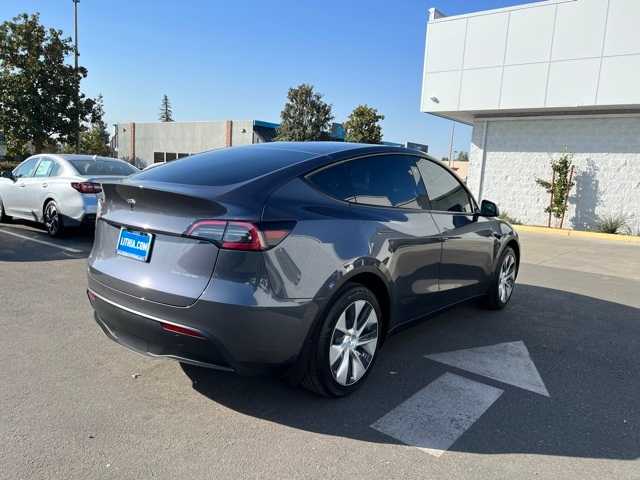 2023 Tesla Model Y Long Range 8